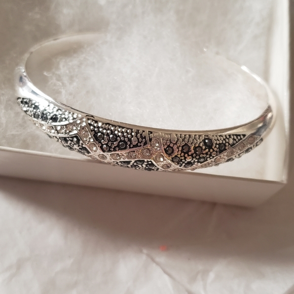 Silver Tone Bracelet Cuff Rhinestones Faux Malachite Pattern Domed - Picture 1 of 3